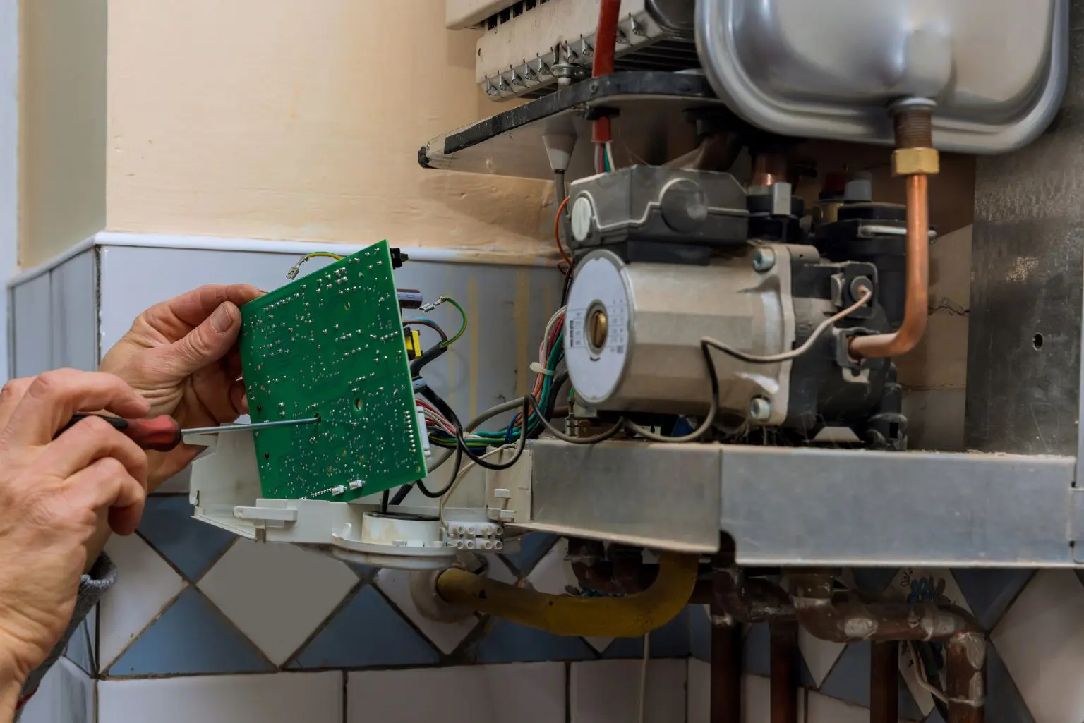 professional team of 1stcall renewables repairing boiler in bradford